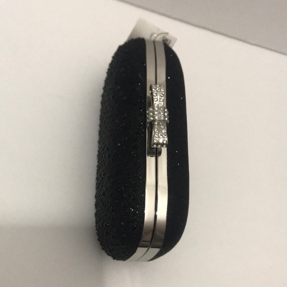 INC - Picture 5 of 6